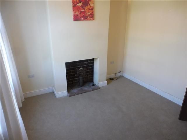 Property photo 2 of 11 Living Room