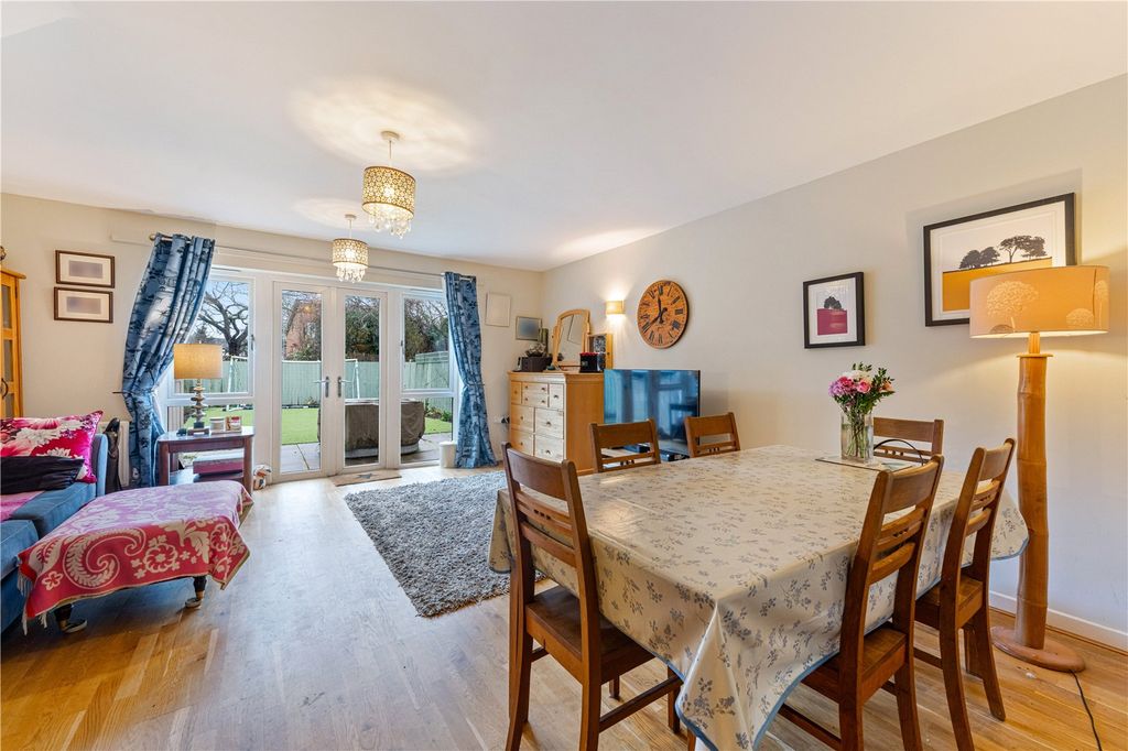 Property photo 3 of 9 Picture No. 13