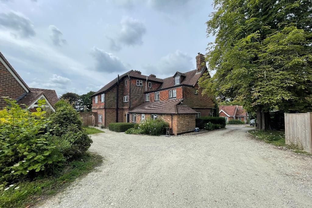 Property photo 3 of 16 Photo 3