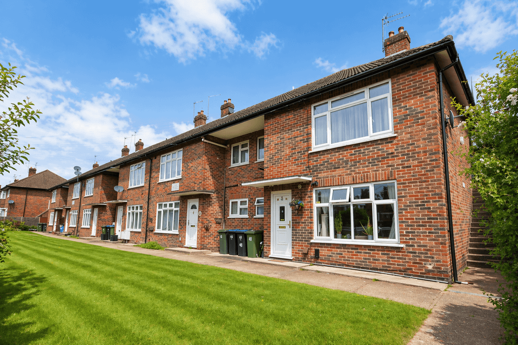 Property photo 1 of 7 Longley Avenue, Wembley, Middlesex Ha0