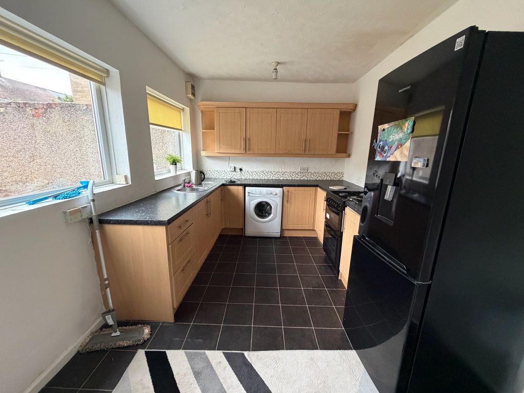 Property photo 2 of 5