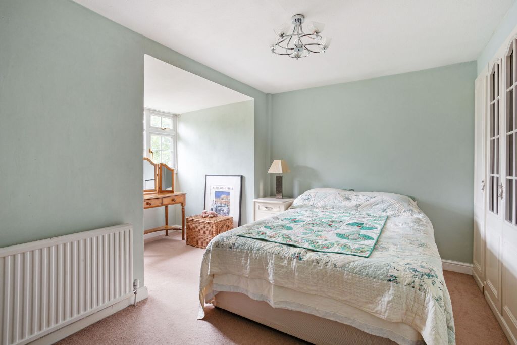 Additional image 7 of 4 bed detached house for saleAvenue Road, Farnborough GU14