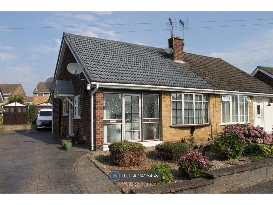 Property photo 1 of 12 Fromt And Drive