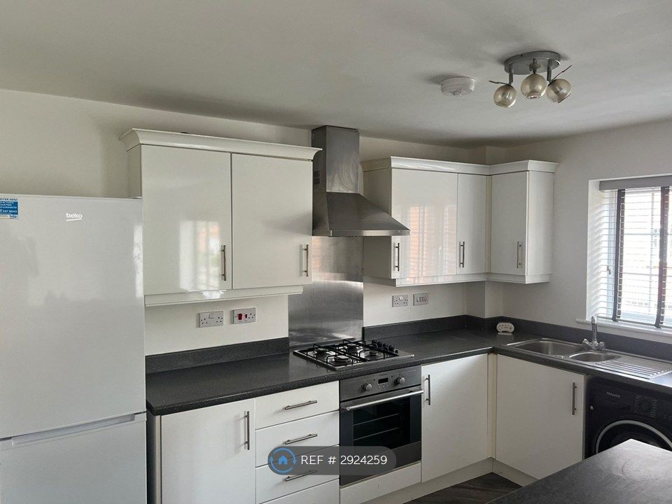 Property photo 1 of 5
