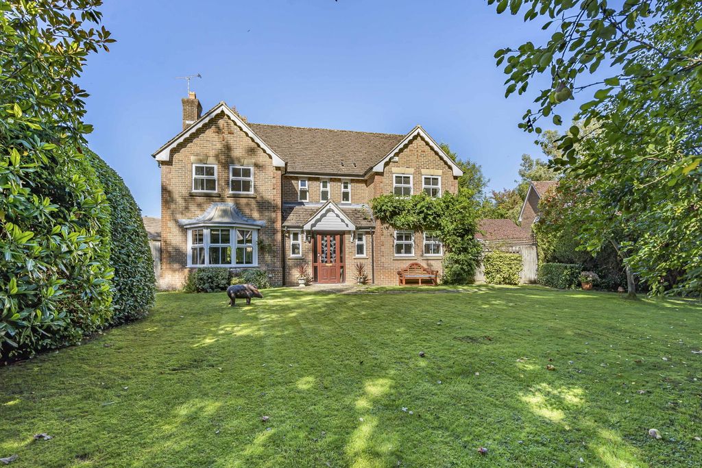 Property photo 1 of 25
