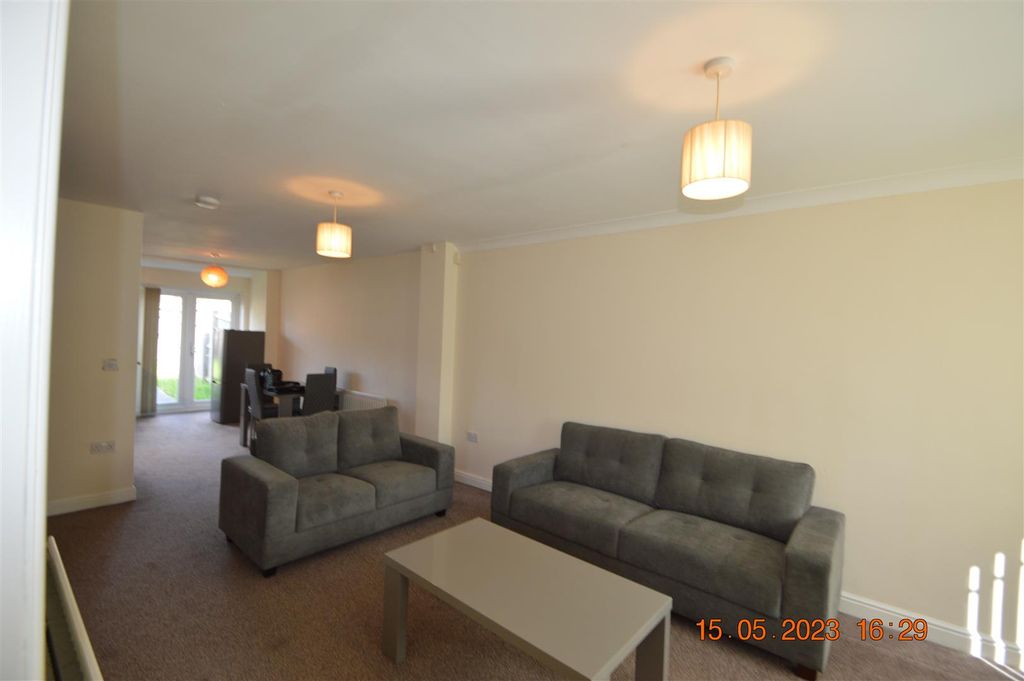 Property photo 2 of 10 Dsc_0351.Jpg