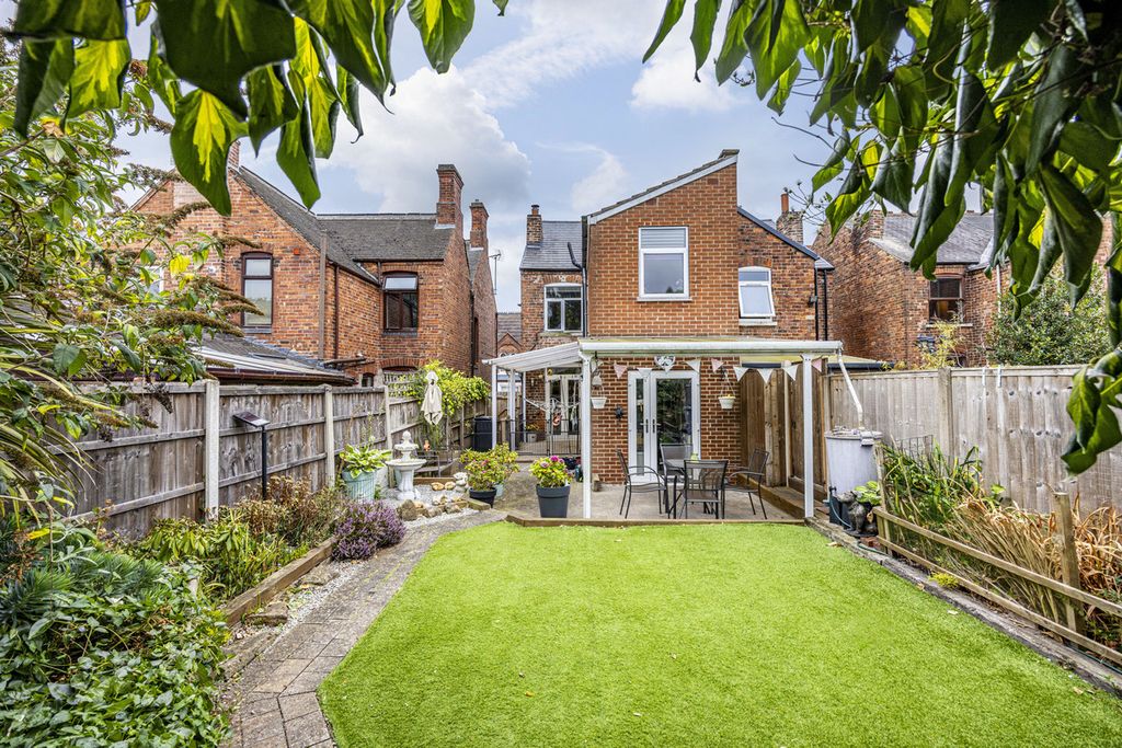 Property photo 3 of 15