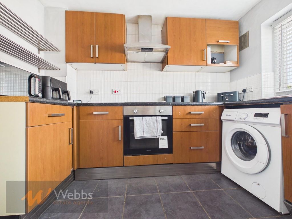 Property photo 3 of 15 Cam05244G0-Pr0315-Still014.Jpg