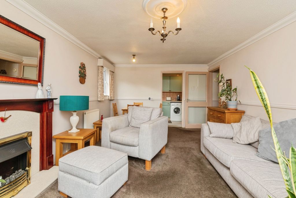 Property photo 3 of 15 Pbox-Img.Jpg