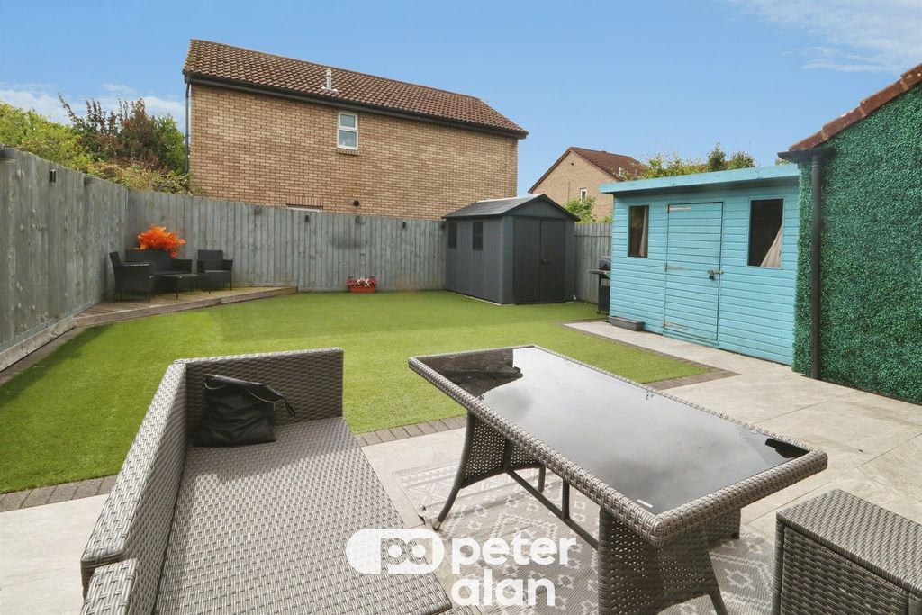 Property photo 3 of 23