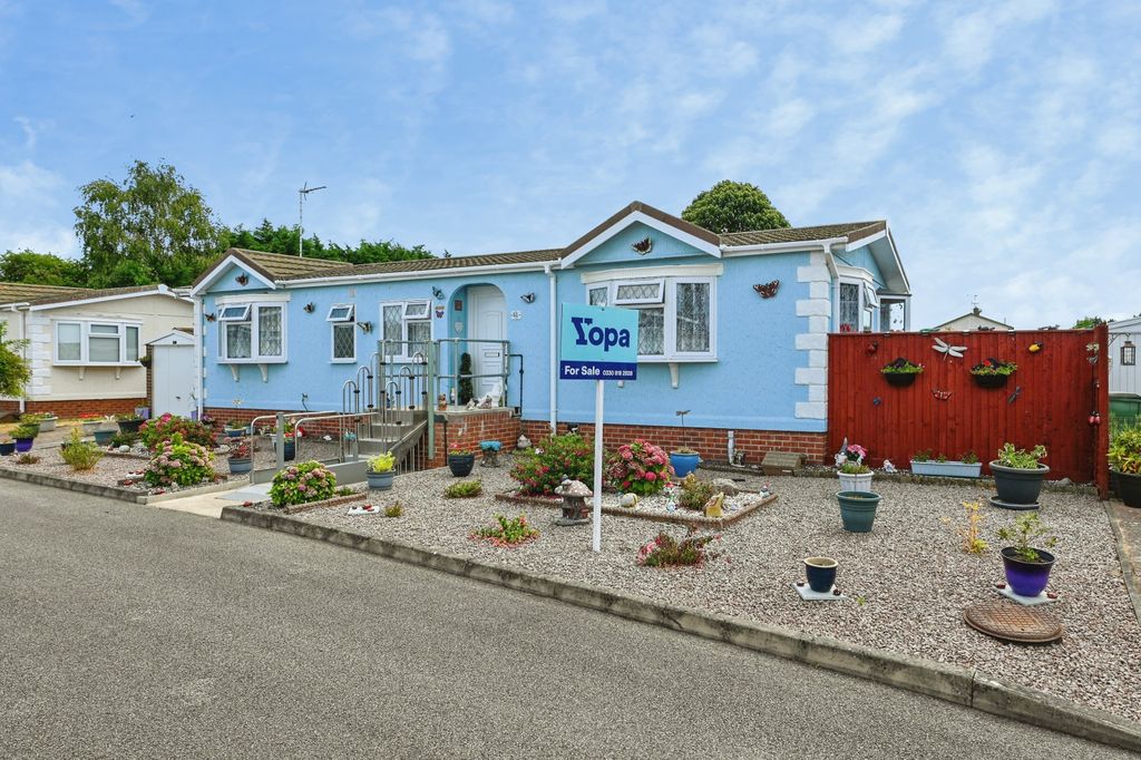 Property photo 1 of 20 61Fen031