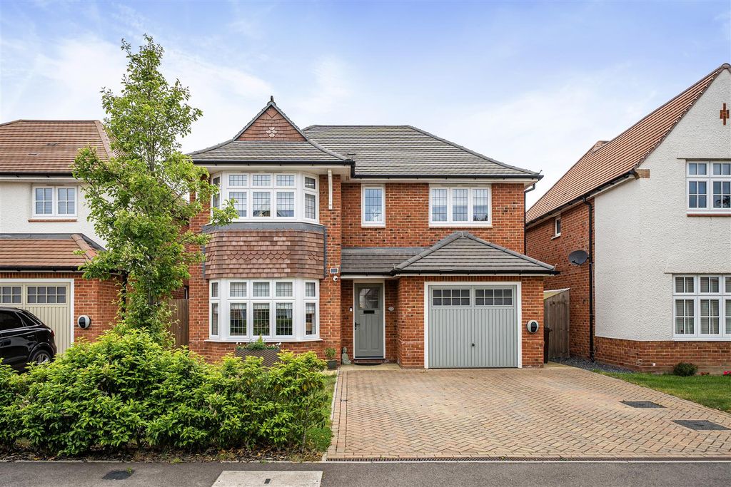 Property photo 1 of 27 1464788-1-6A0Df533022A8.Jpg