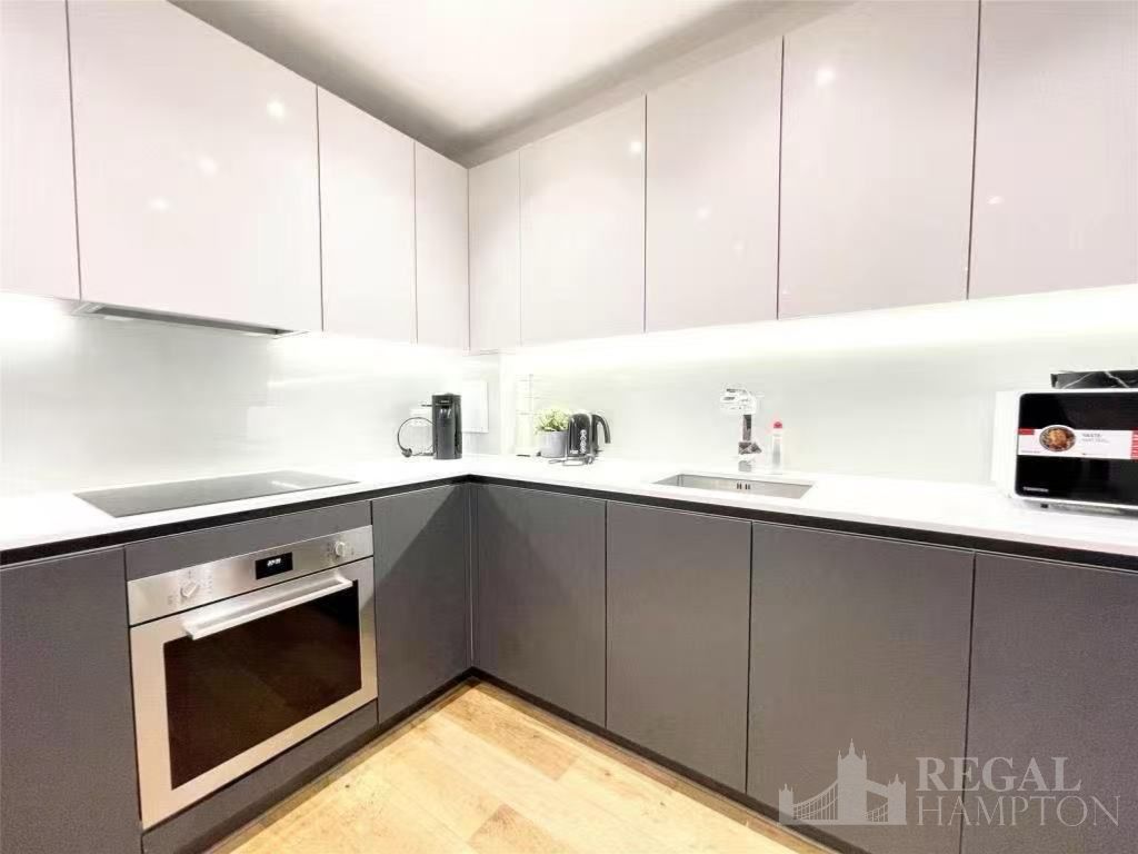 Property photo 3 of 6