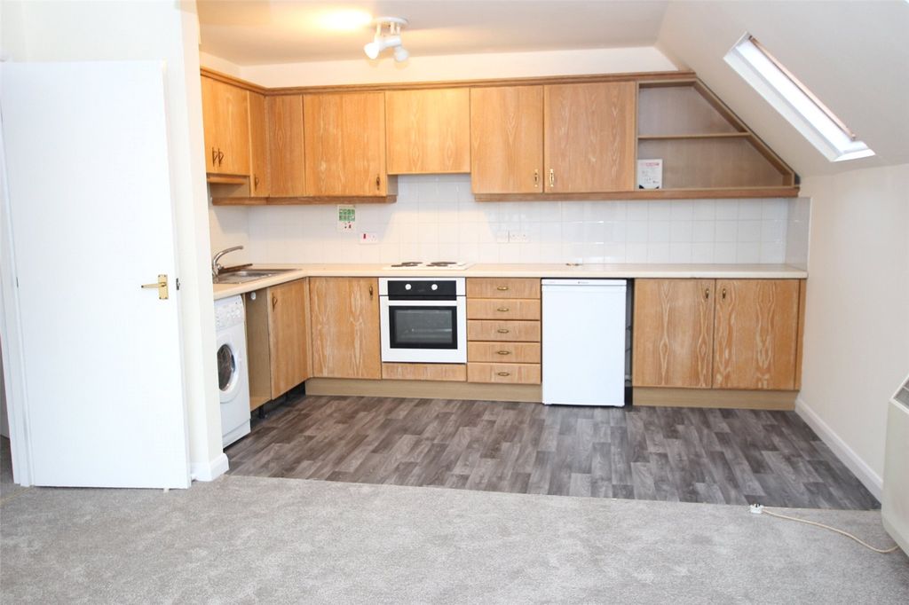 Property photo 3 of 11 Picture No. 02