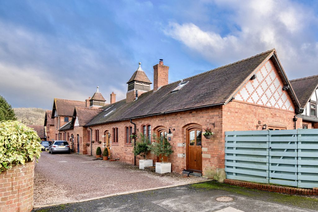 Property photo 1 of 26