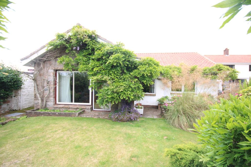 Property photo 1 of 34