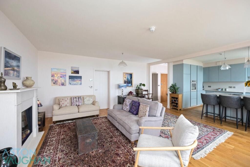 Property photo 2 of 27 4525132