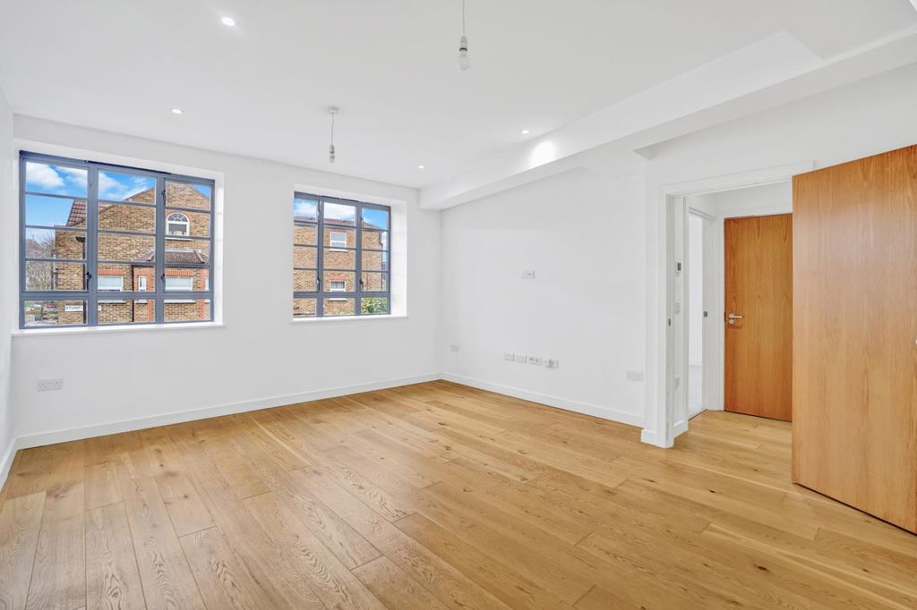 Property photo 2 of 10 Dsc09147_8_9.Jpg