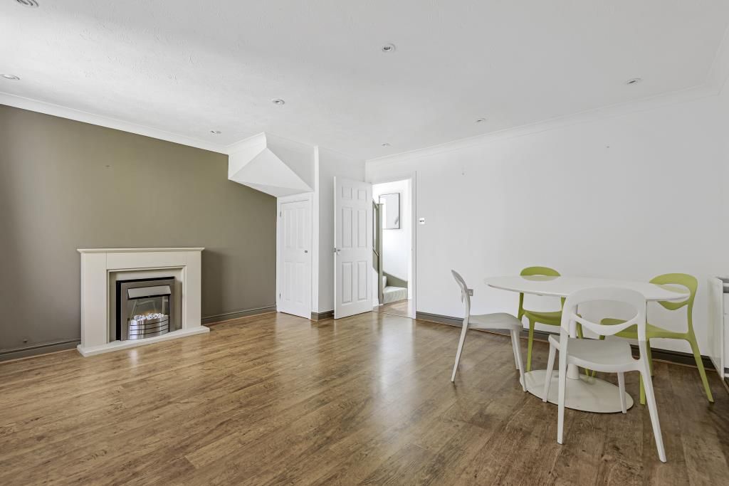 Property photo 2 of 10 Reception Area