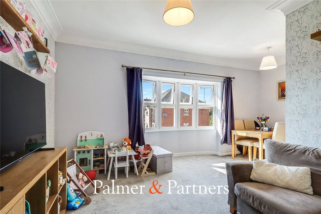 Property photo 2 of 10 Picture No. 05