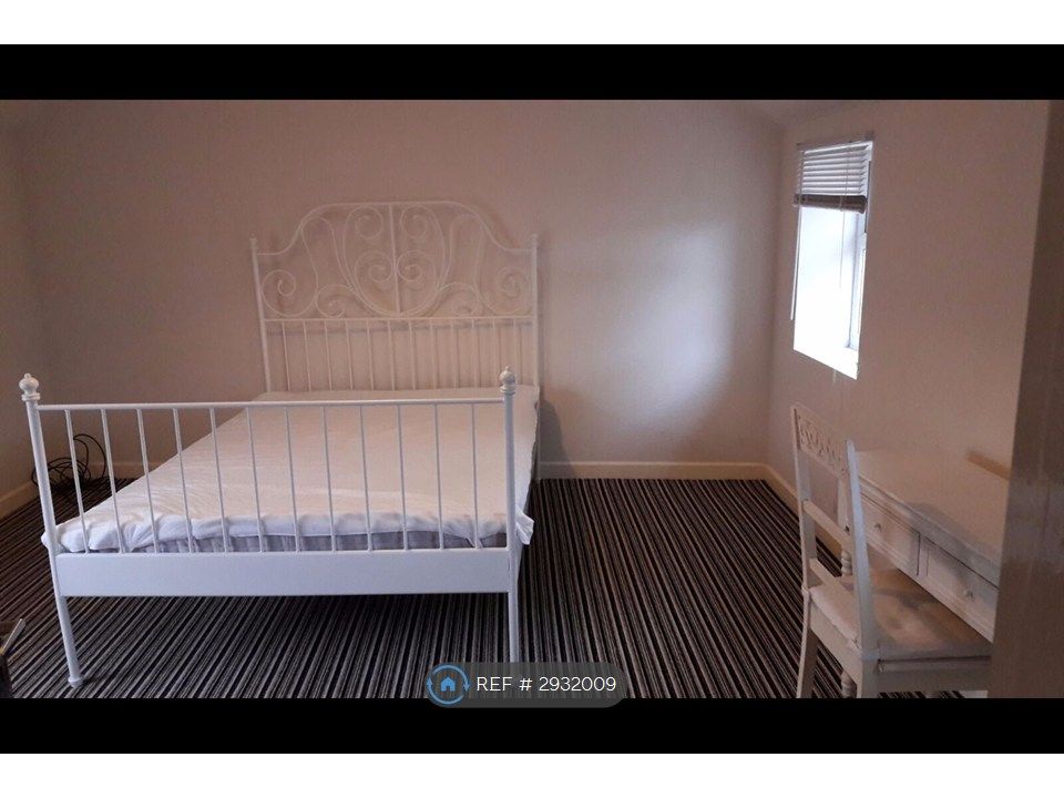 Property photo 2 of 3