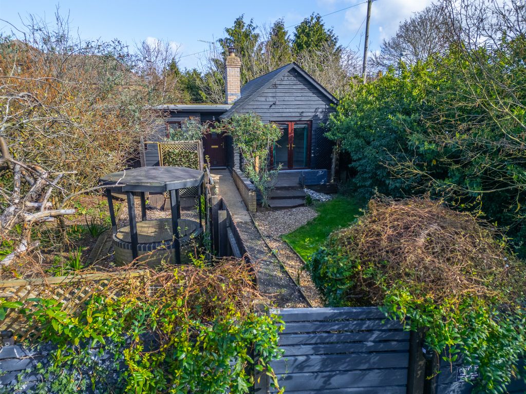 Property photo 3 of 9