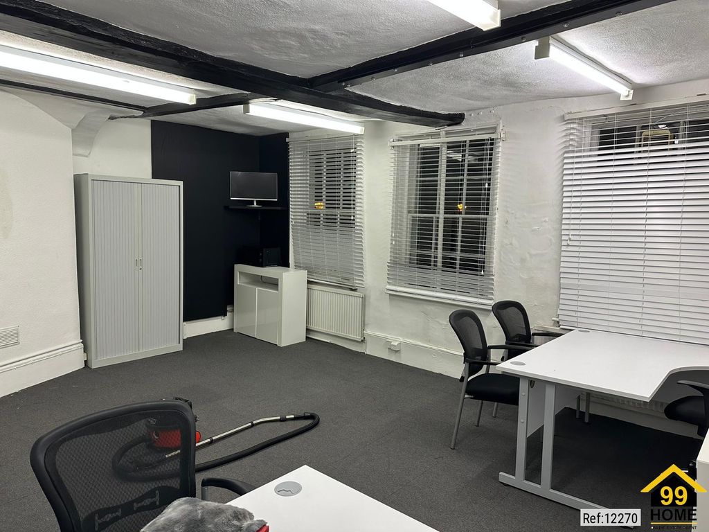 Property photo 1 of 2 Photo 0