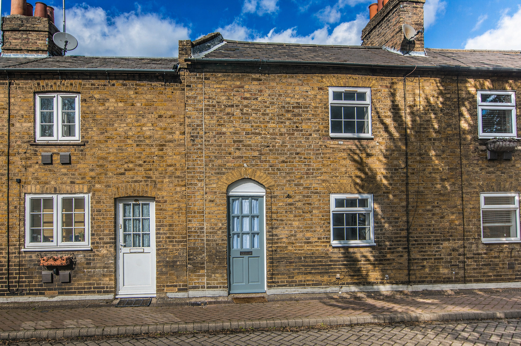 Property photo 1 of 12 10