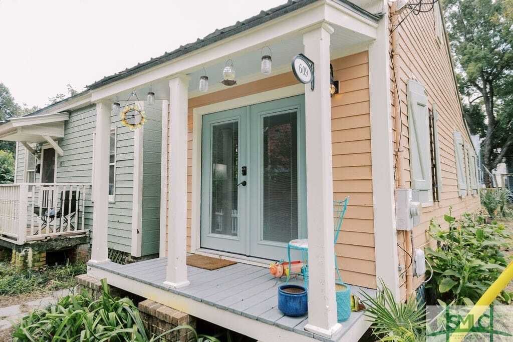 Property photo 1 of 31