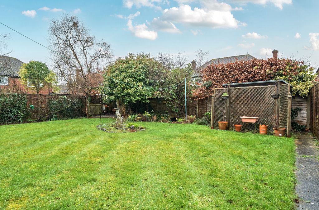 Property photo 3 of 20 1403770-20-697894...