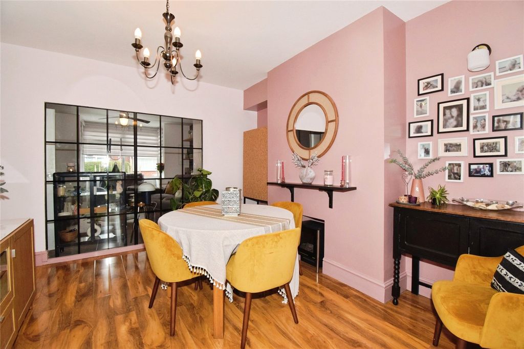 Property photo 3 of 30 Dining Room