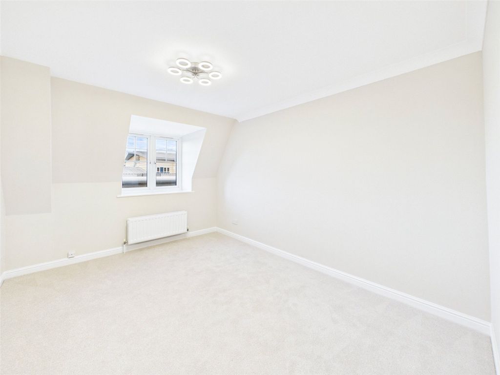 Property photo 3 of 6 Picture No. 13