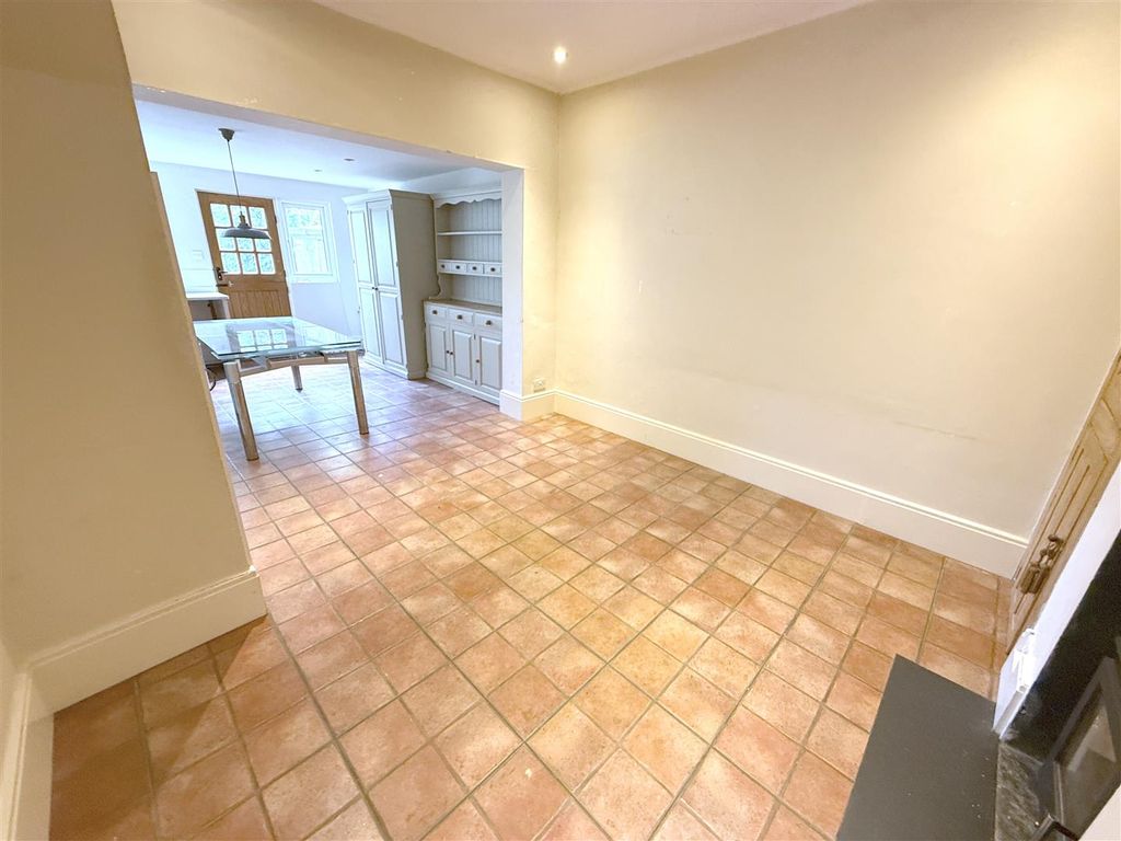 Property photo 3 of 11 Img_5402.Jpg