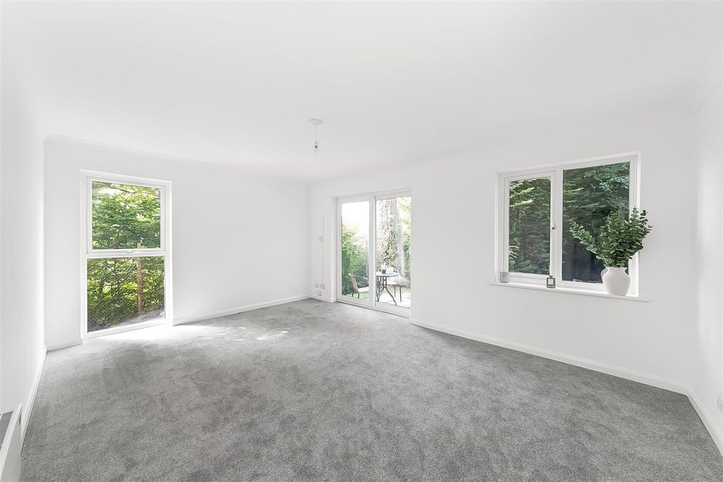 Property photo 2 of 13 Reception Room
