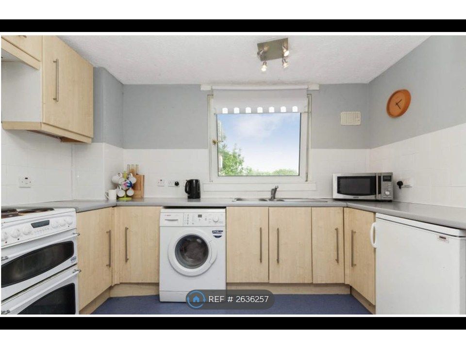 Property photo 2 of 14 Kitchen