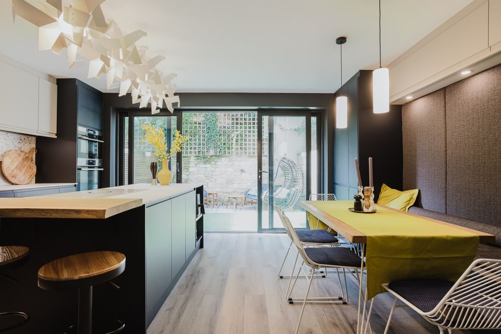 Property photo 3 of 28 Kitchen/Diner