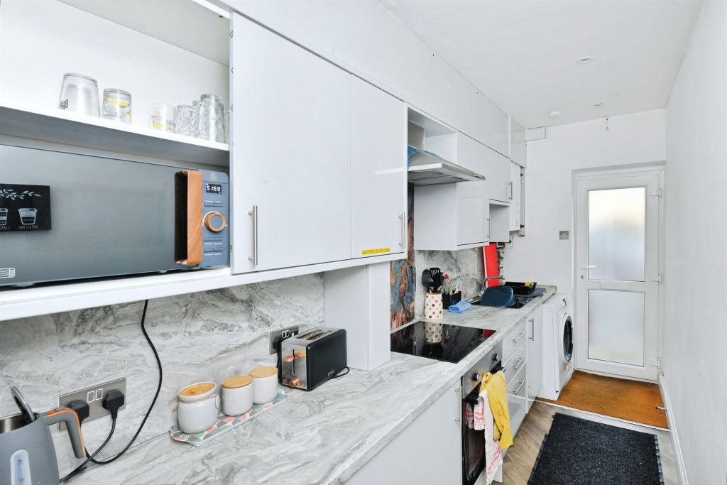 Property photo 3 of 20