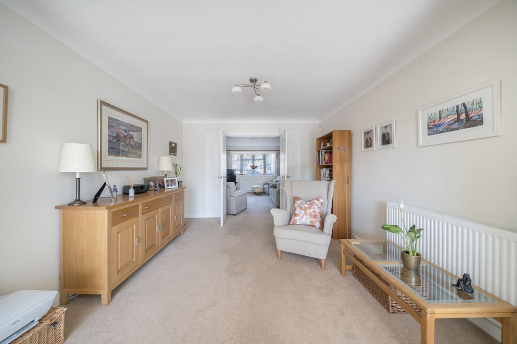 Property photo 3 of 41 1314288-5-6870Ec7...