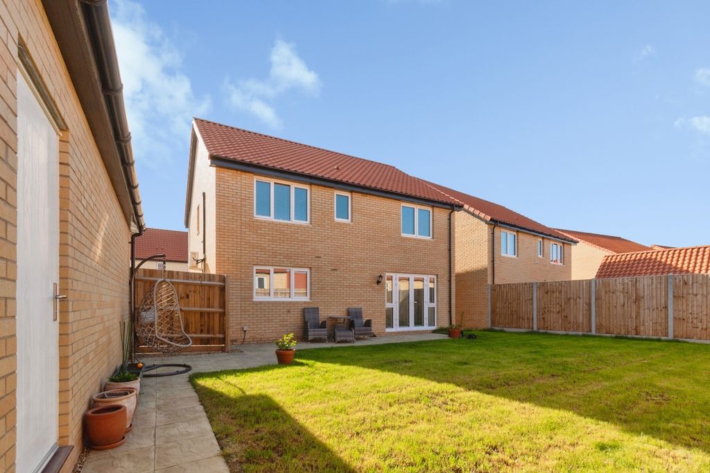 Property photo 2 of 22 Pbox-Img.Jpg