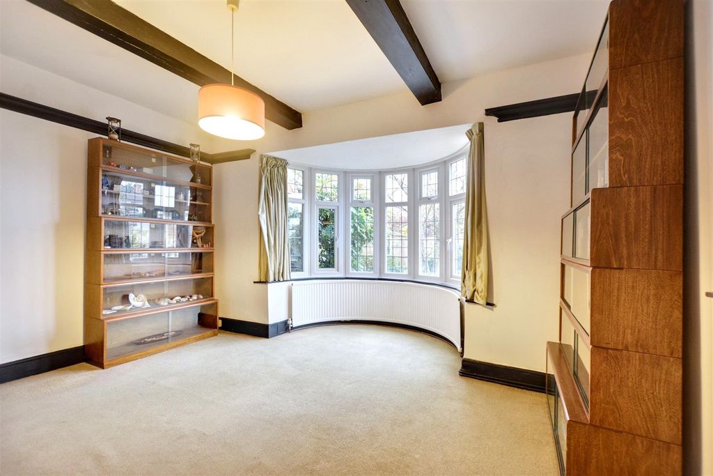 Property photo 3 of 44 Dining Room