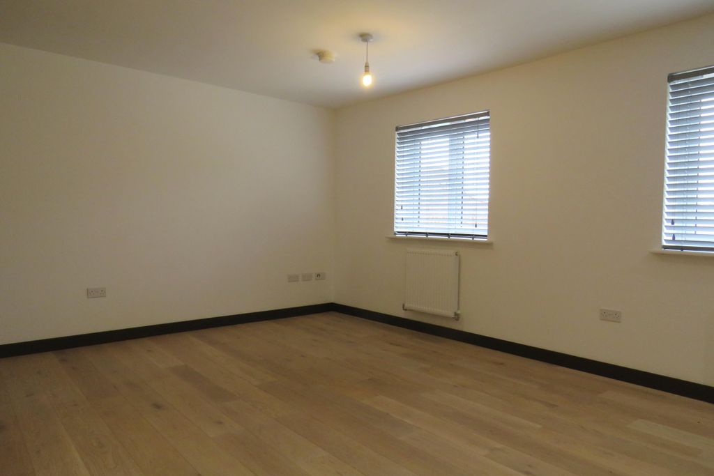 Property photo 3 of 8 Image