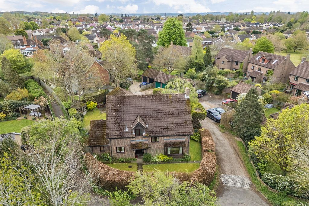 Property photo 1 of 25