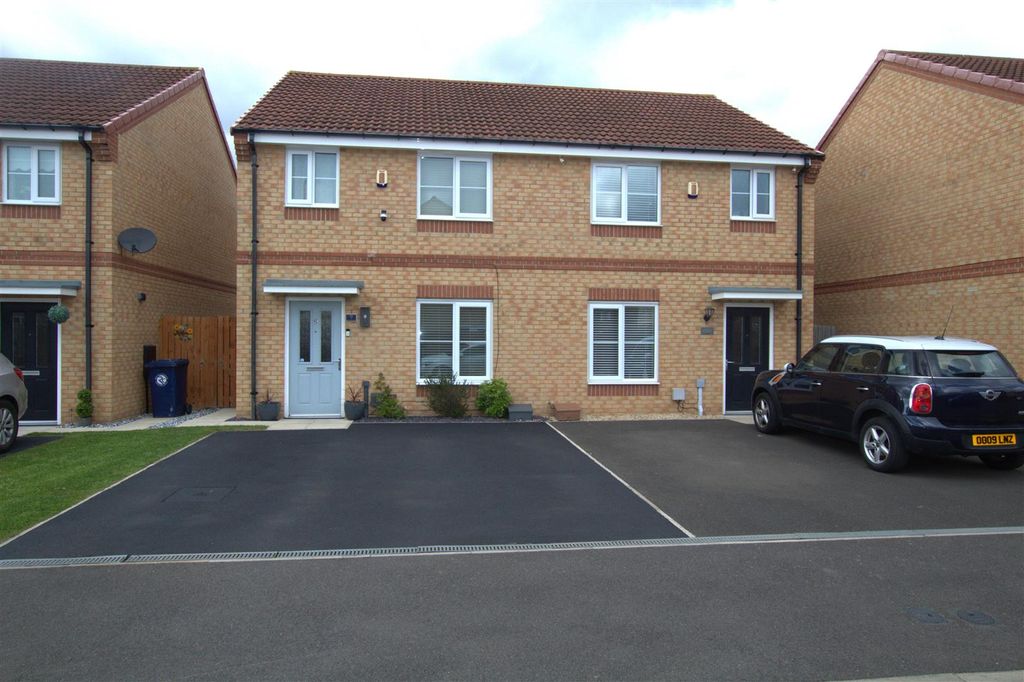 Property photo 1 of 13 External Elevation .Jpg