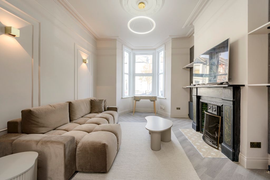 Property photo 1 of 7 1.Jpg