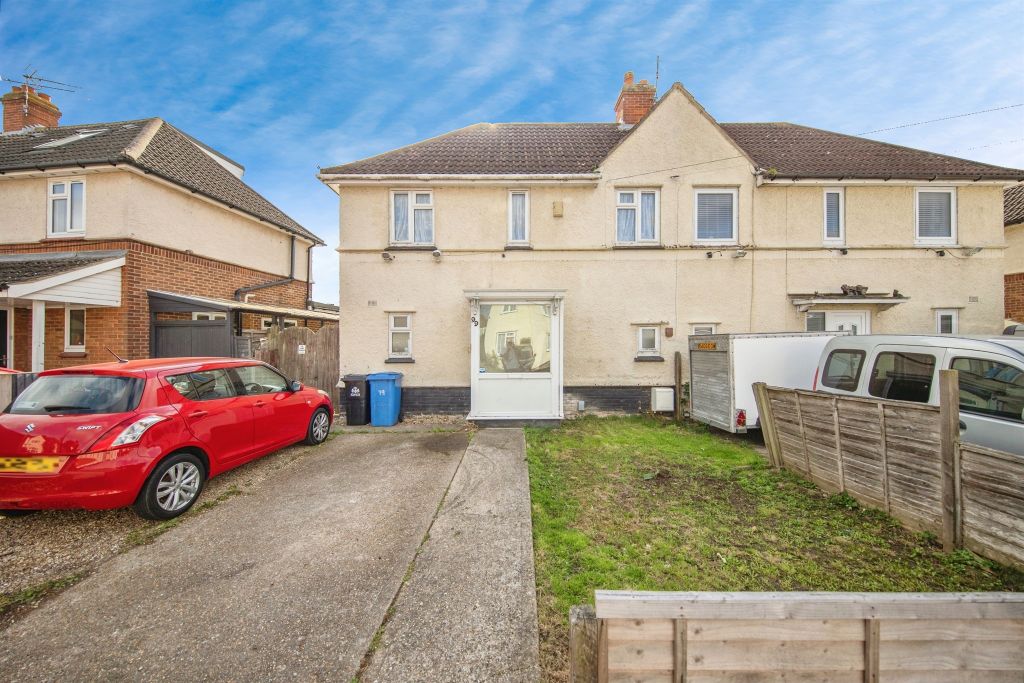 Property photo 1 of 12