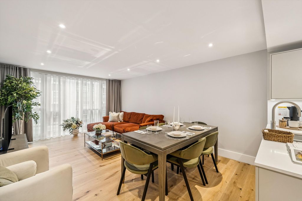 Property photo 1 of 12 Image