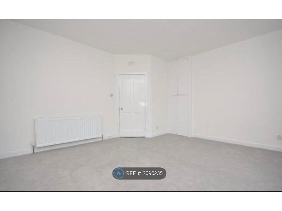 Property photo 3 of 3