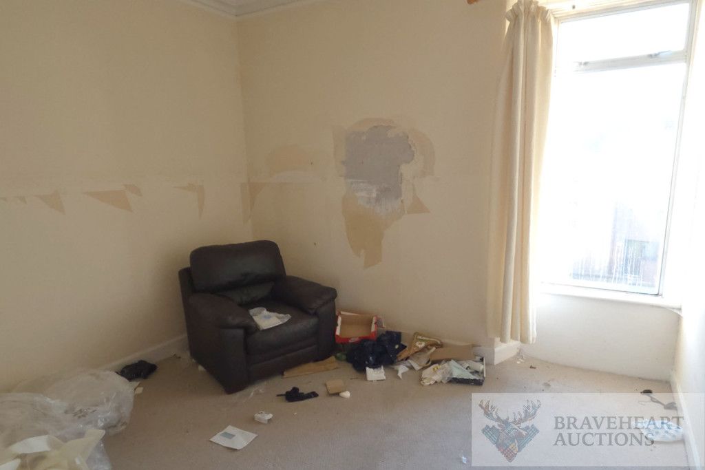 Property photo 3 of 13 Photo 2