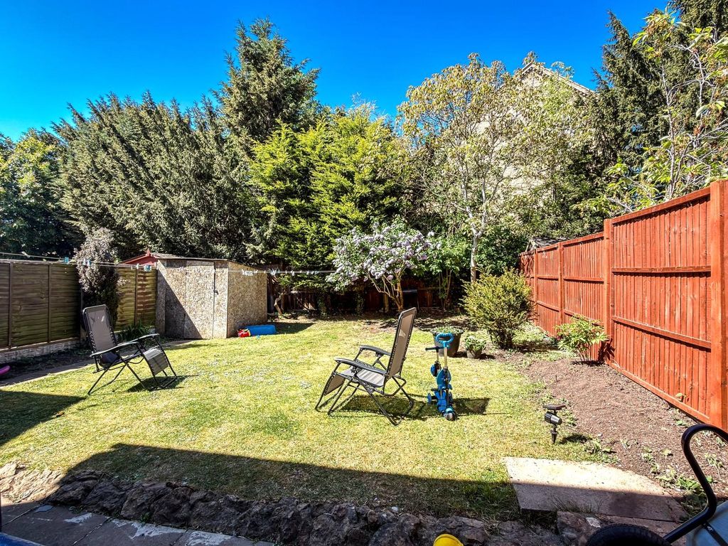 Property photo 2 of 12 Picture No. 02