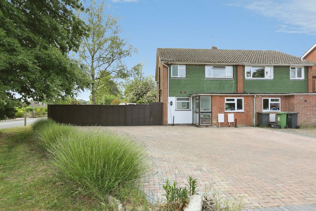 Property photo 1 of 12 Pbox-Img.Jpg